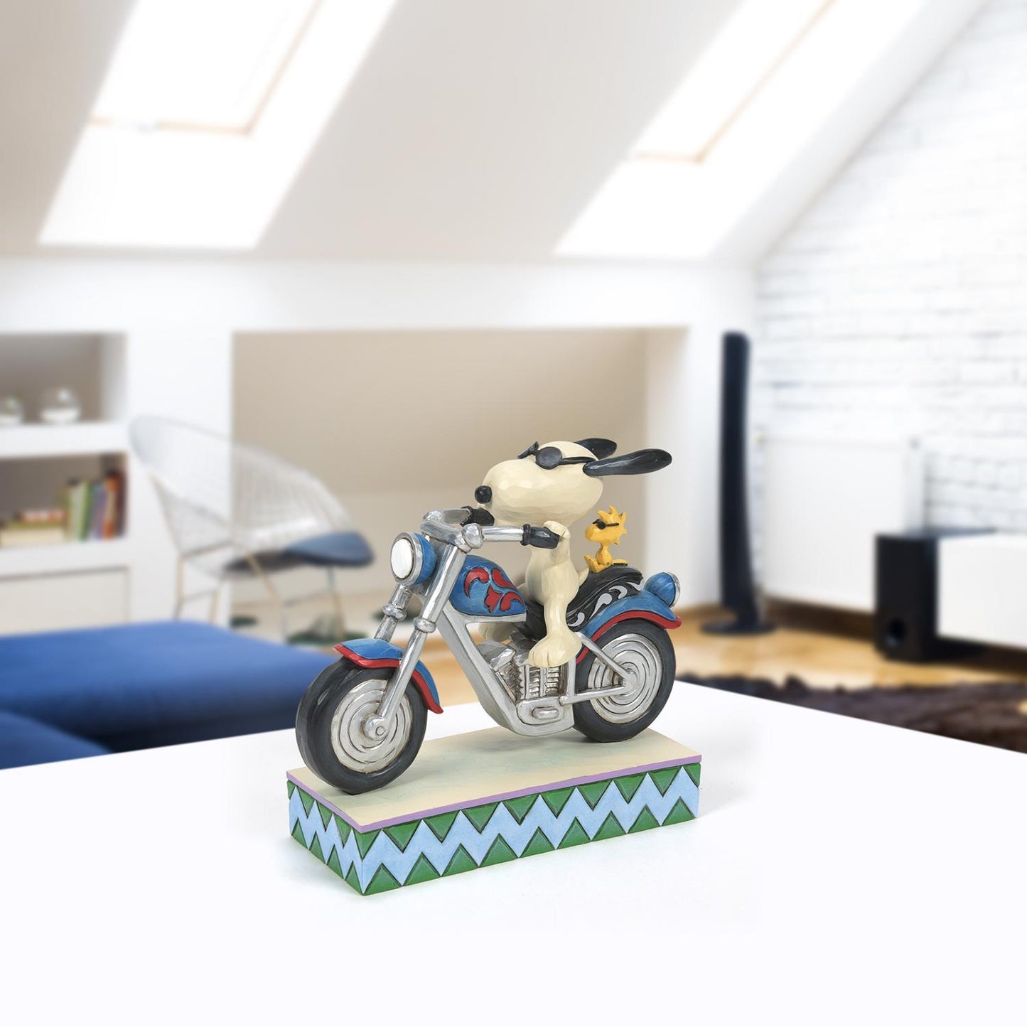 Snoopy - Motorcycle - JS