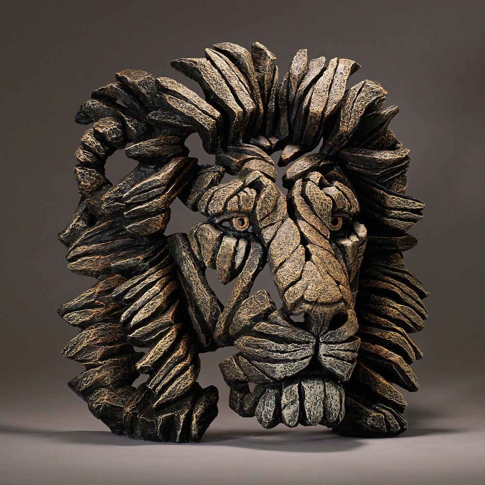 Lion - Sculpture (marble/stone)