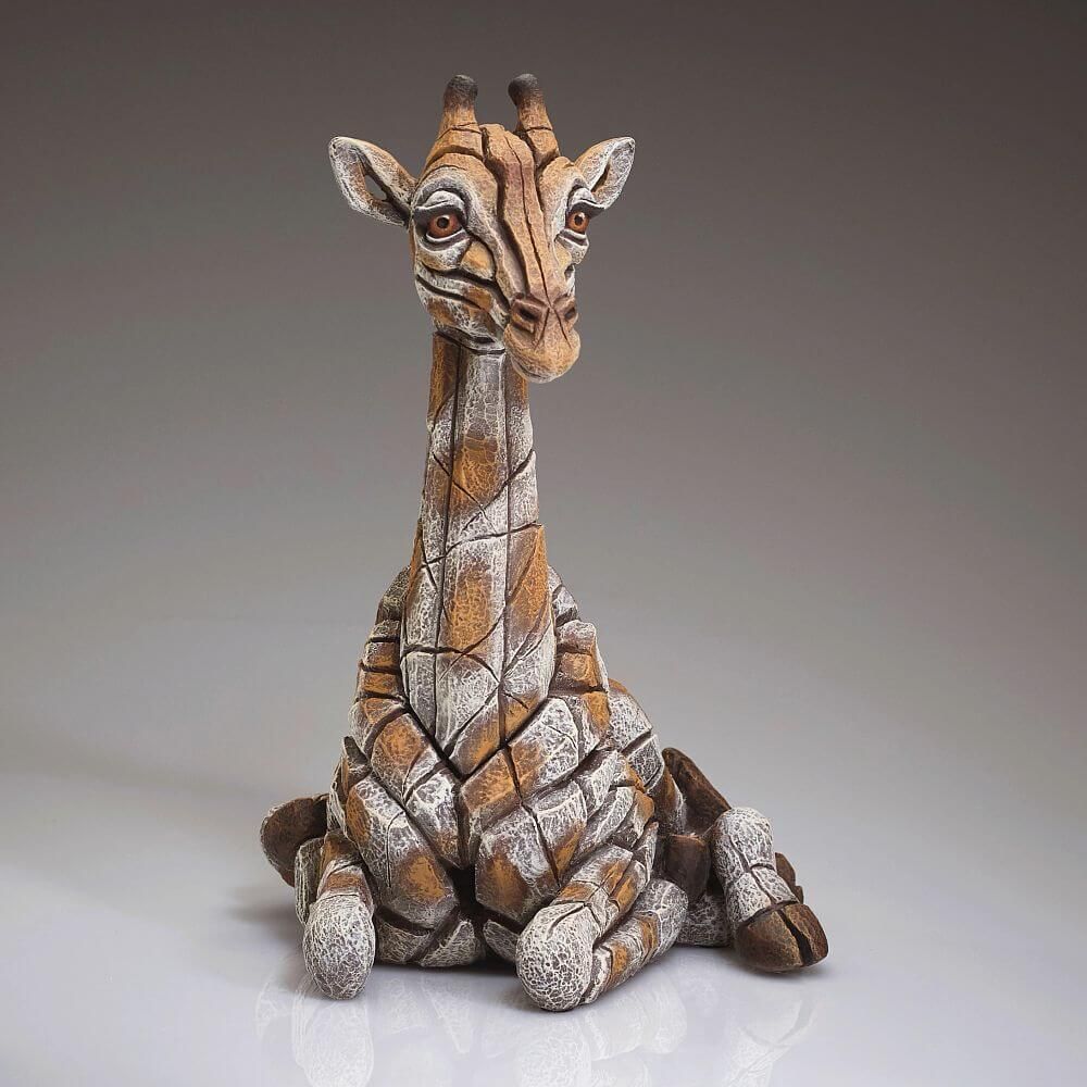 Edge - Giraffe Calf Figure
