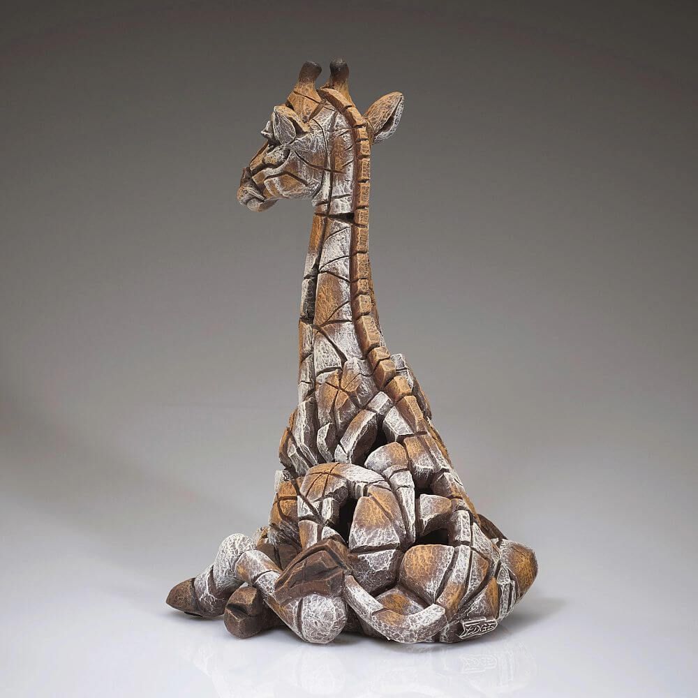 Edge - Giraffe Calf Figure