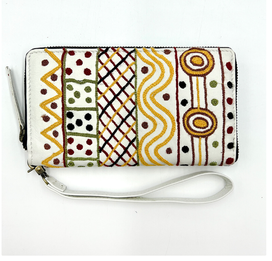 Purse - Embroidered White Large 19.5cm x 10.5cm