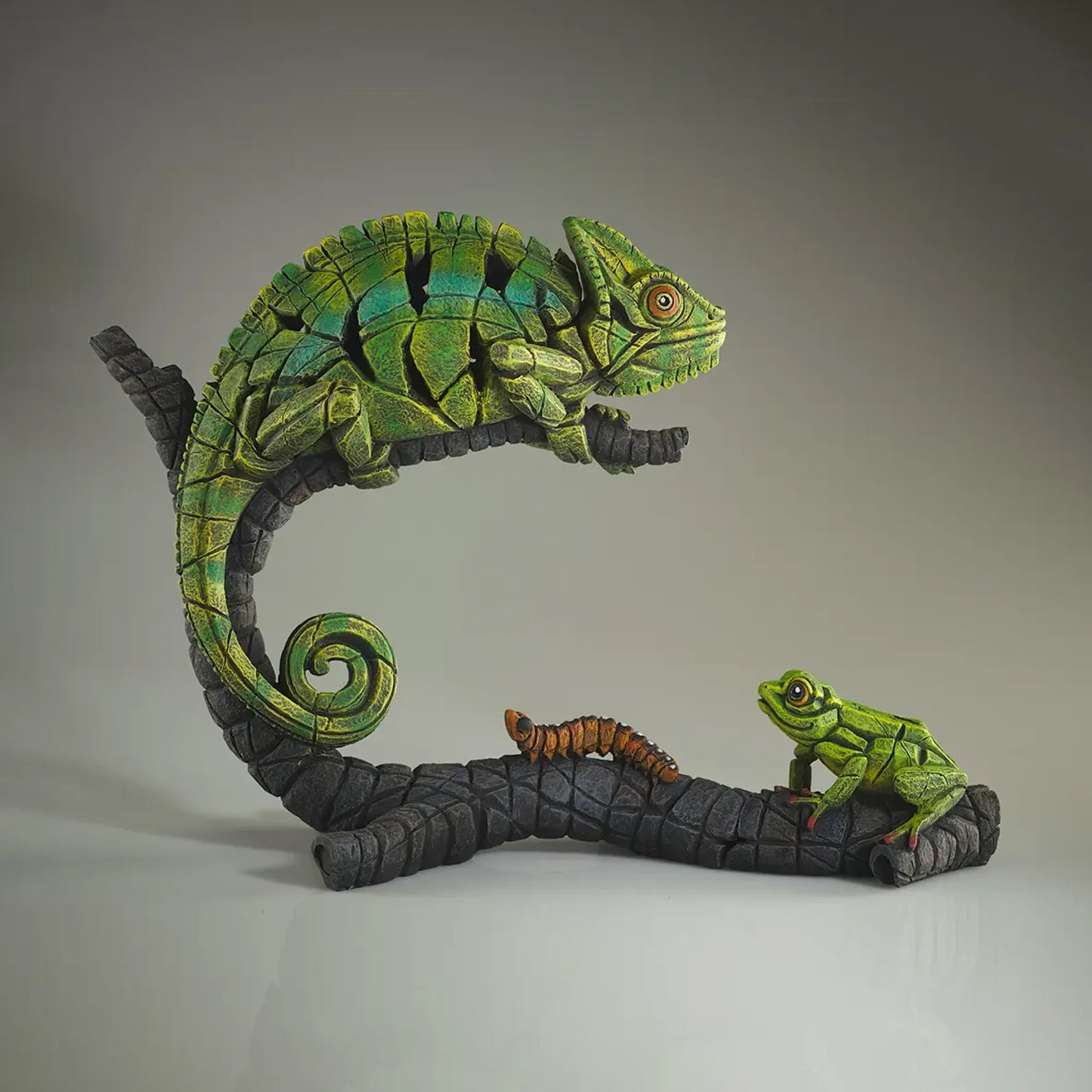 Green Tree Frog - Sculpture (marble/resin)