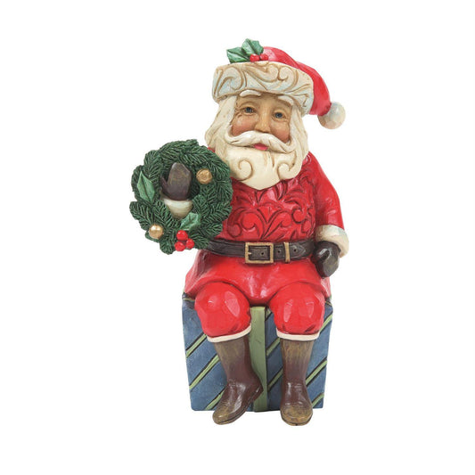 Santa - Sitting on Gifts (8cm) - JS